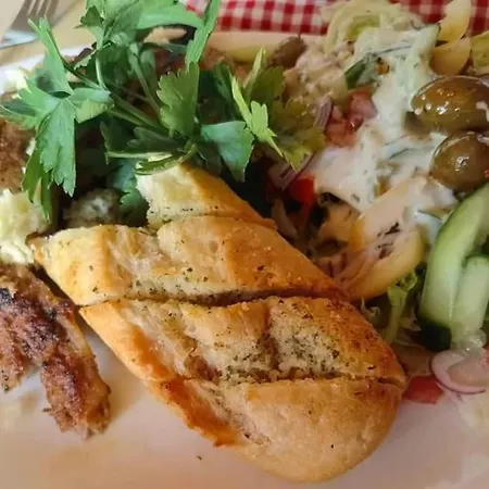 Hotel Gasthof Schonblick Russbach am Pass Gschütt